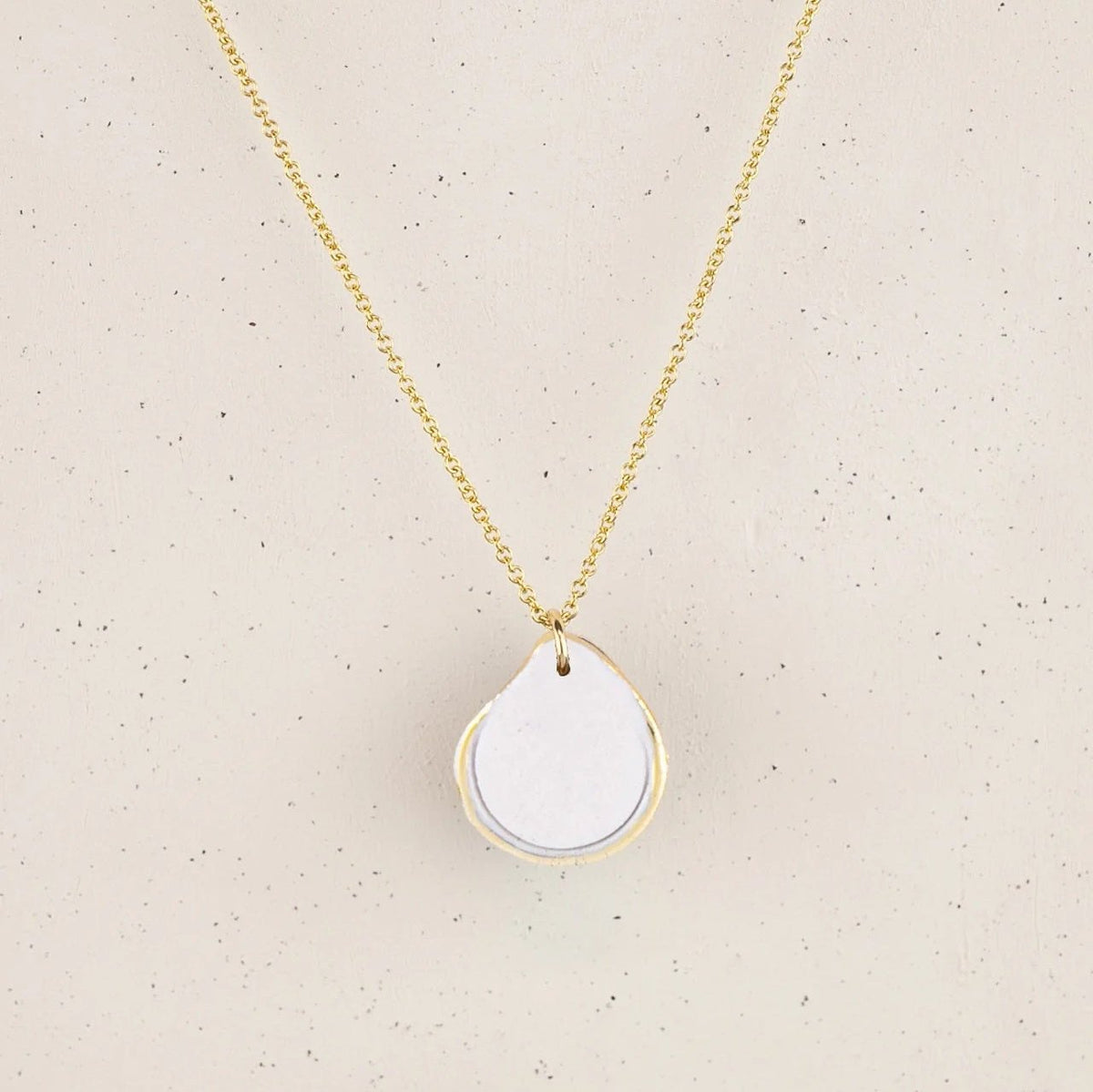 Droplet Necklace / White