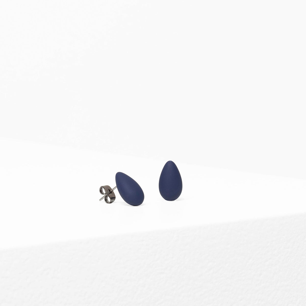 Reyni Stud Earrings / Steel Bue