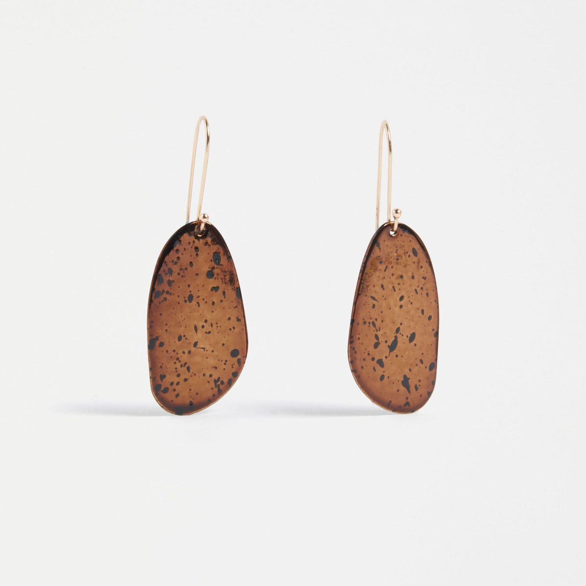 Orga Hook Earring / Bronze