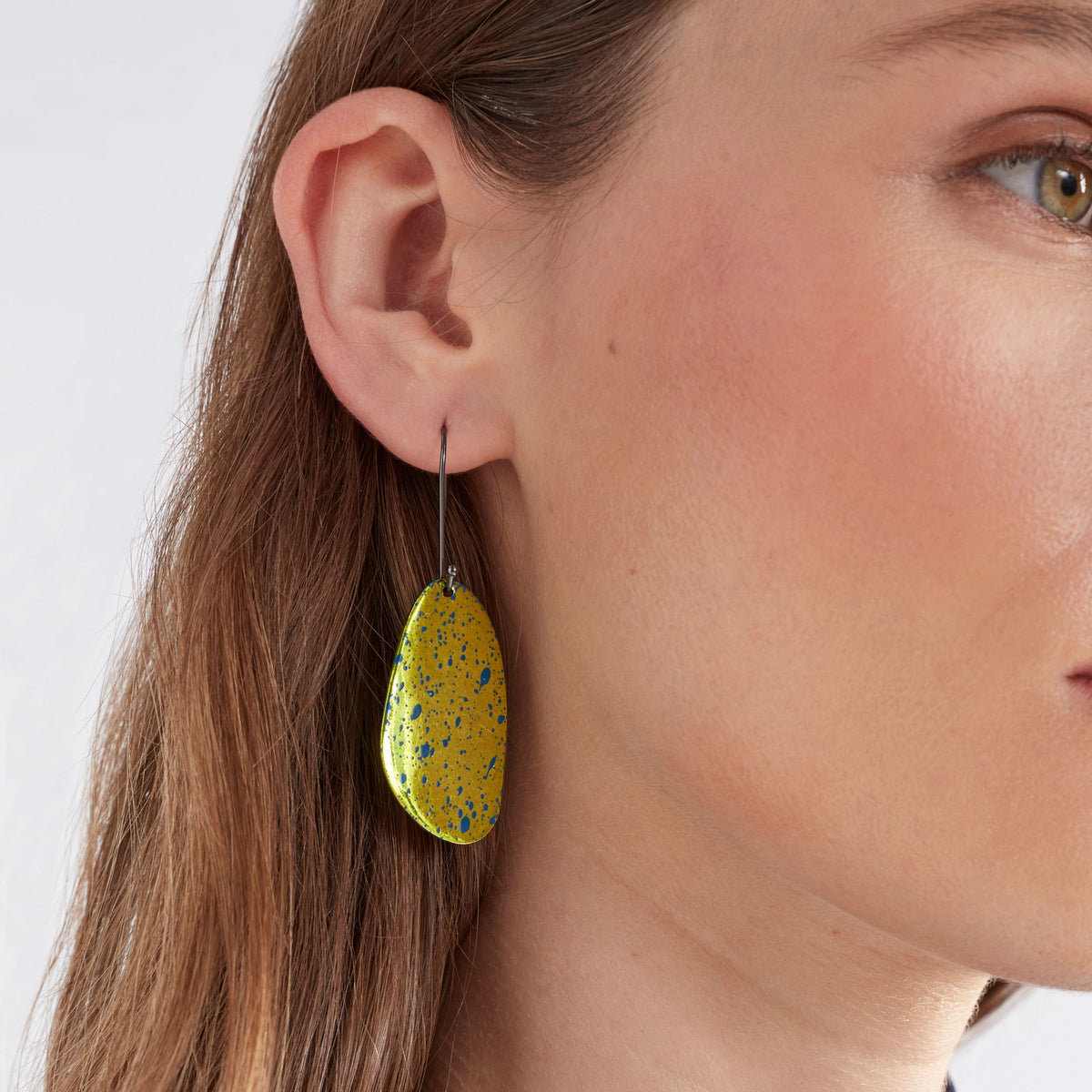 Orga Hook Earring / Artichoke