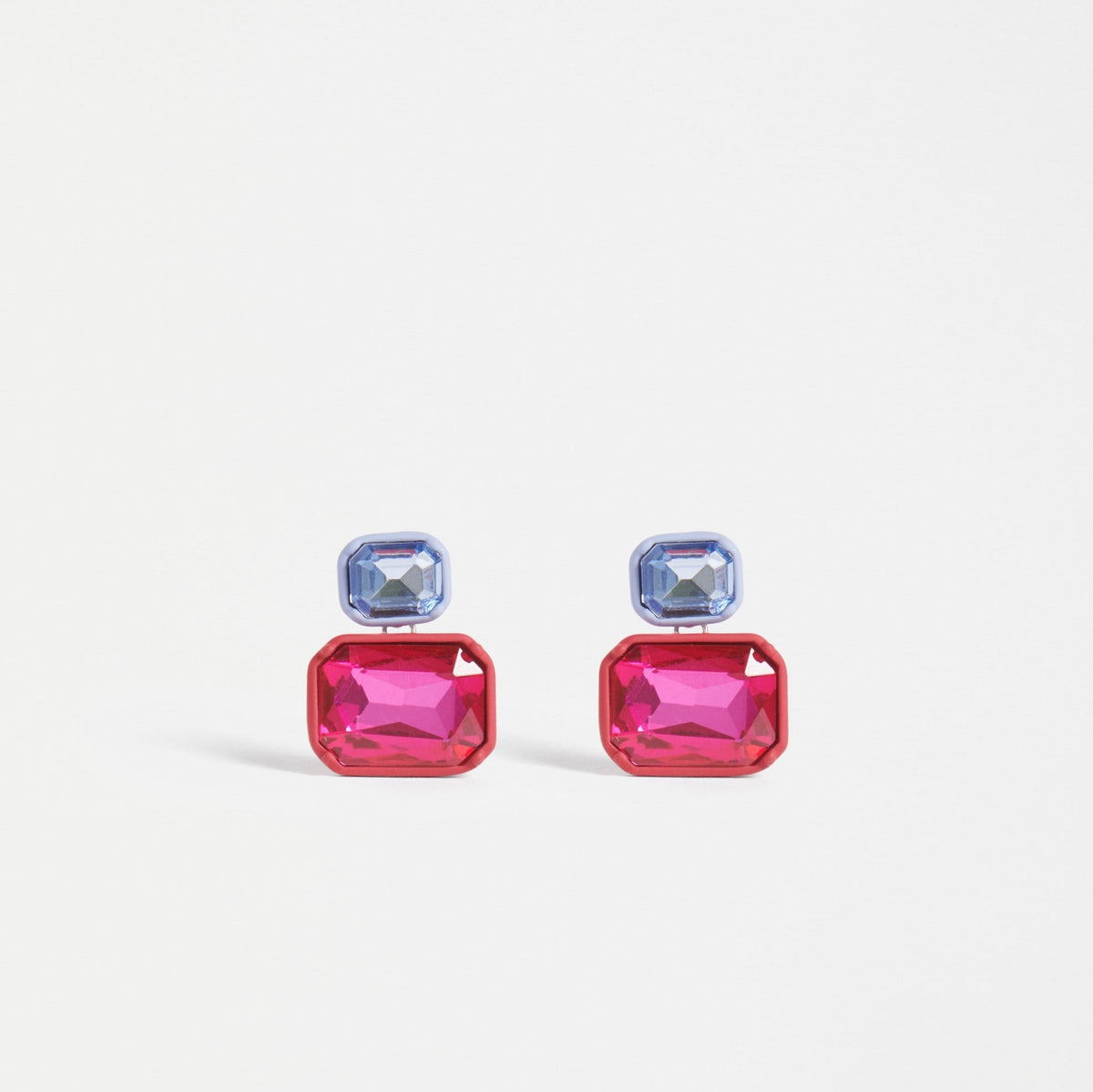 Jule Stud Earring / Bright Pink