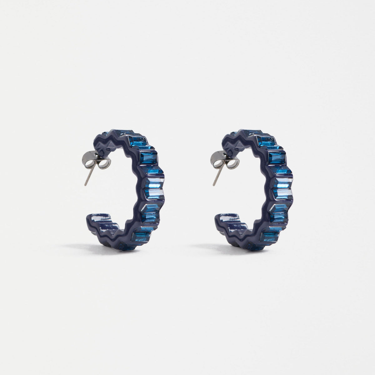 Jolle Hoop Earring / Bright Navy