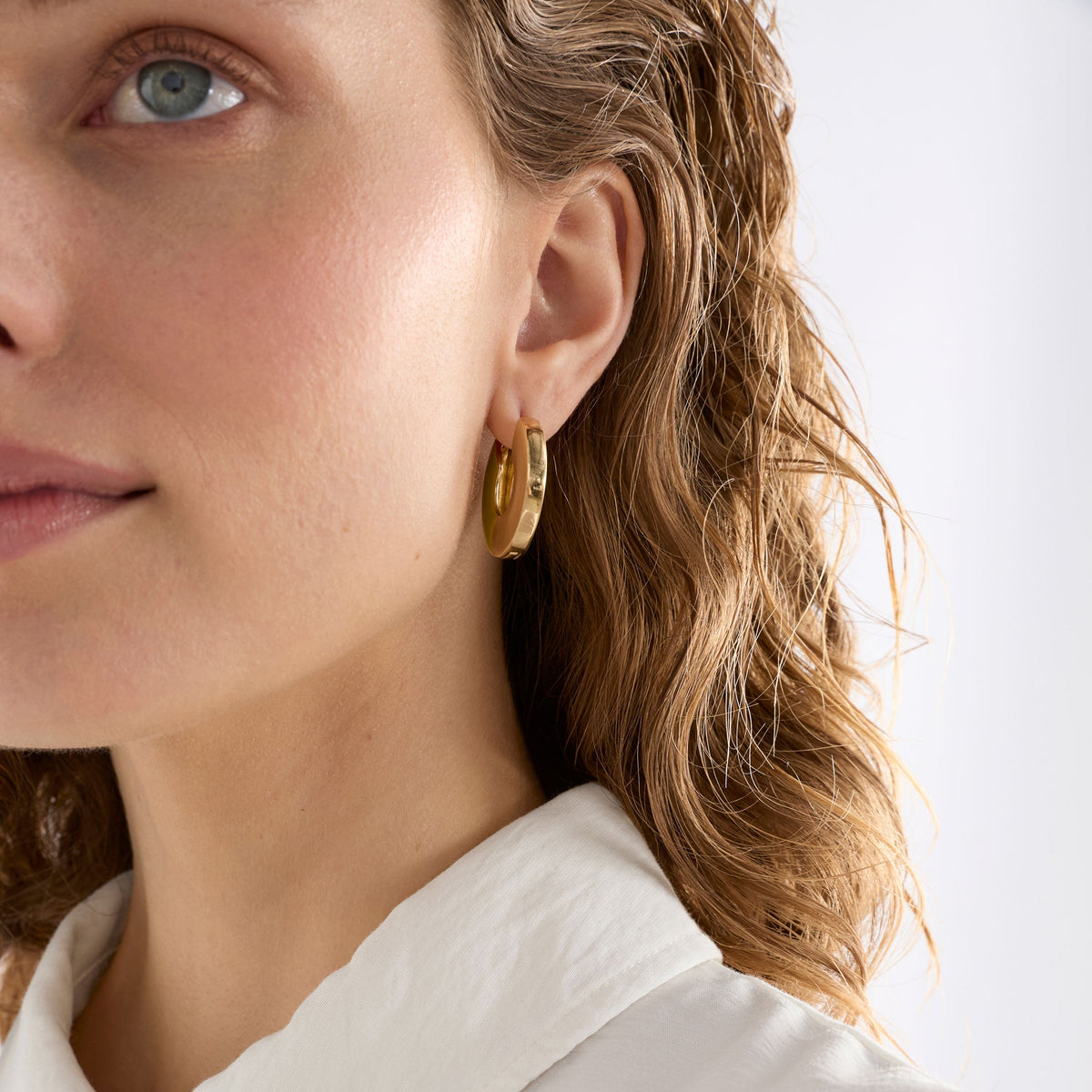 Itva Hoop Earring / Chartreuse