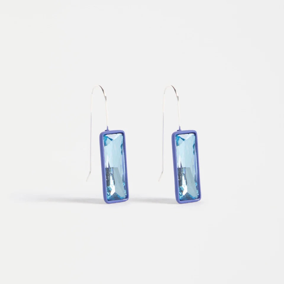 Jule Small Hook Earring / Blue Mist