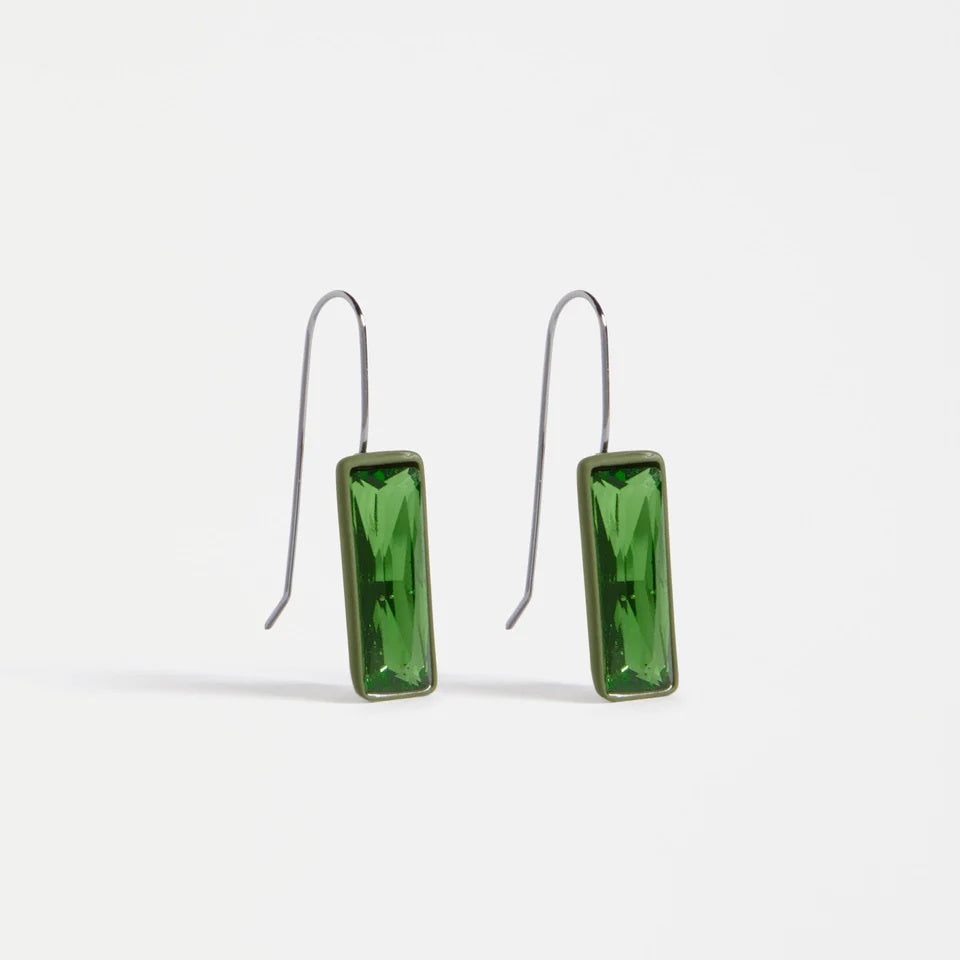 Jule Small Hook Earring / Artichoke