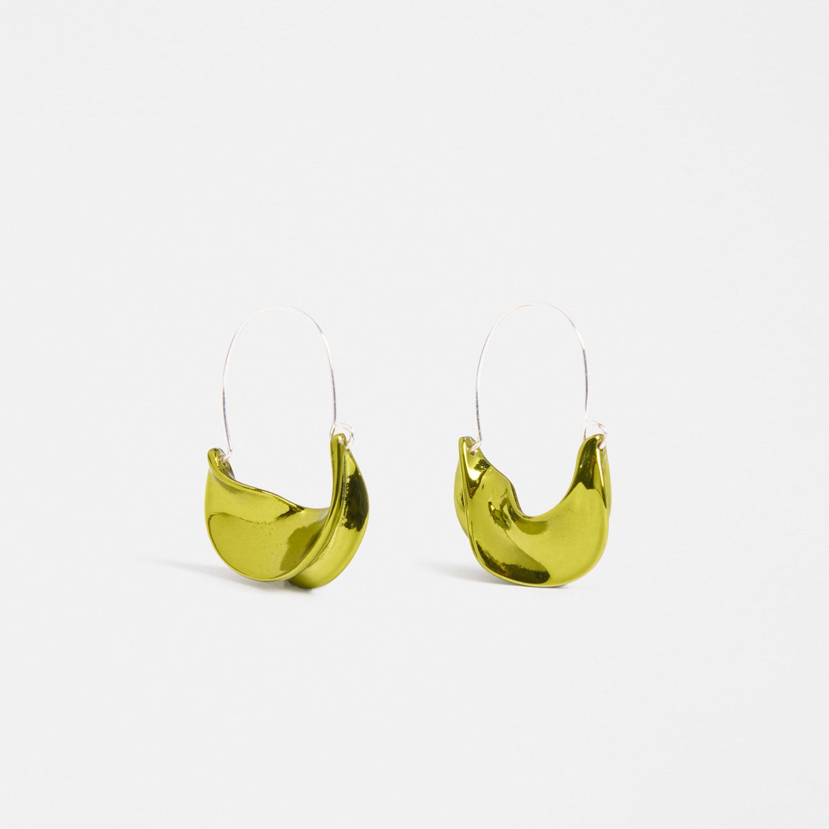Siita Hoop Earring / Artichoke