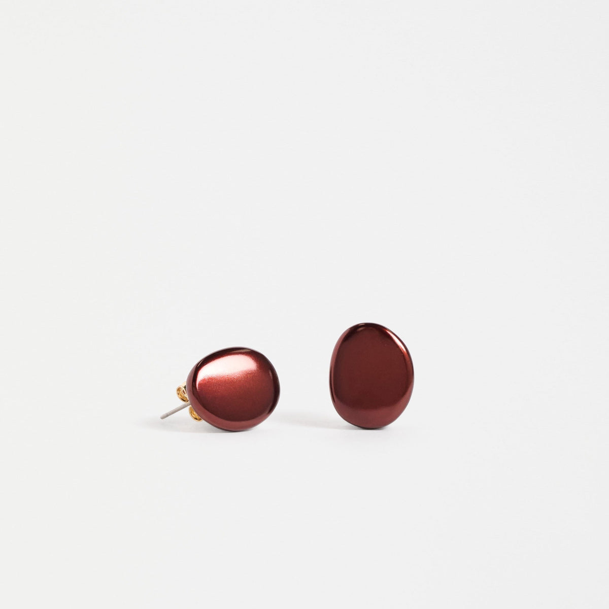 Atur Mini Stud Earrings / Espresso