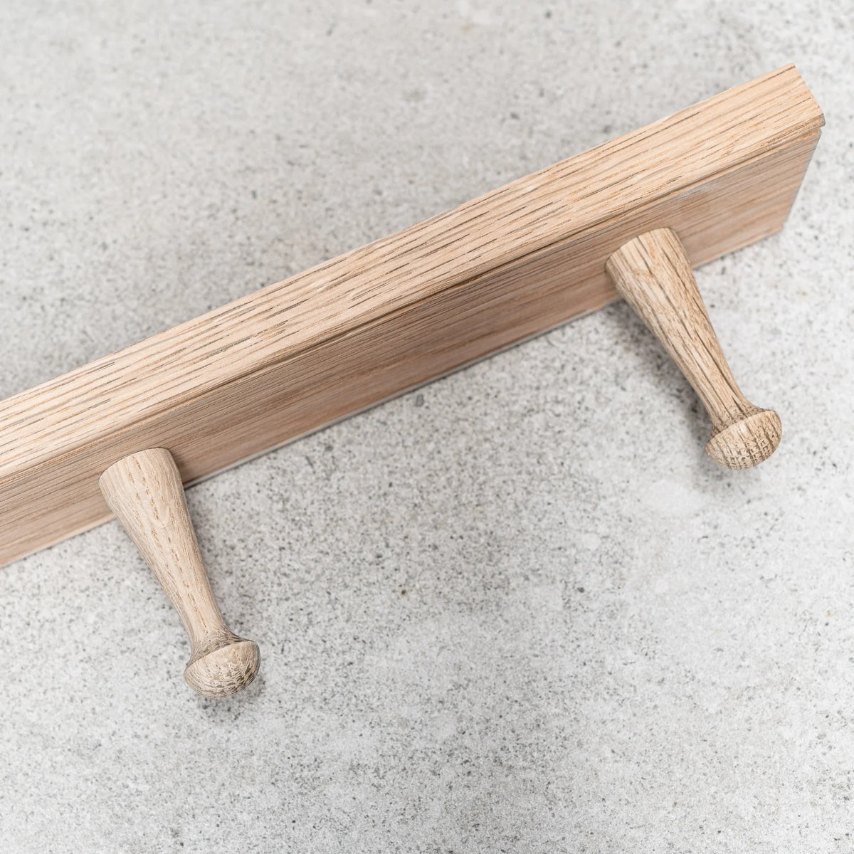 Oak Peg Rail / 2 Peg