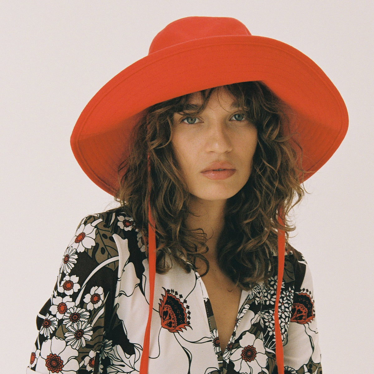 Holiday Bucket / Flame