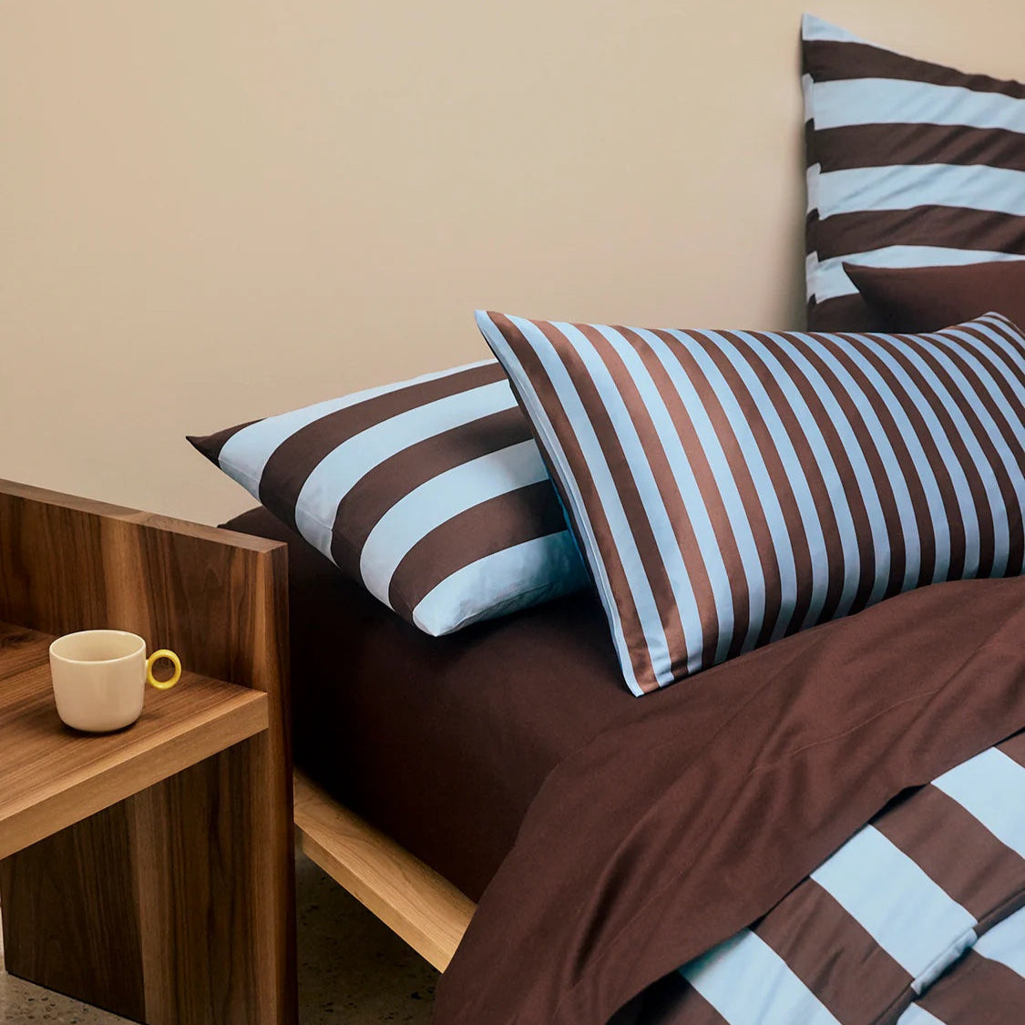 Silk Pillowcase / Ice Chocolate Stripes