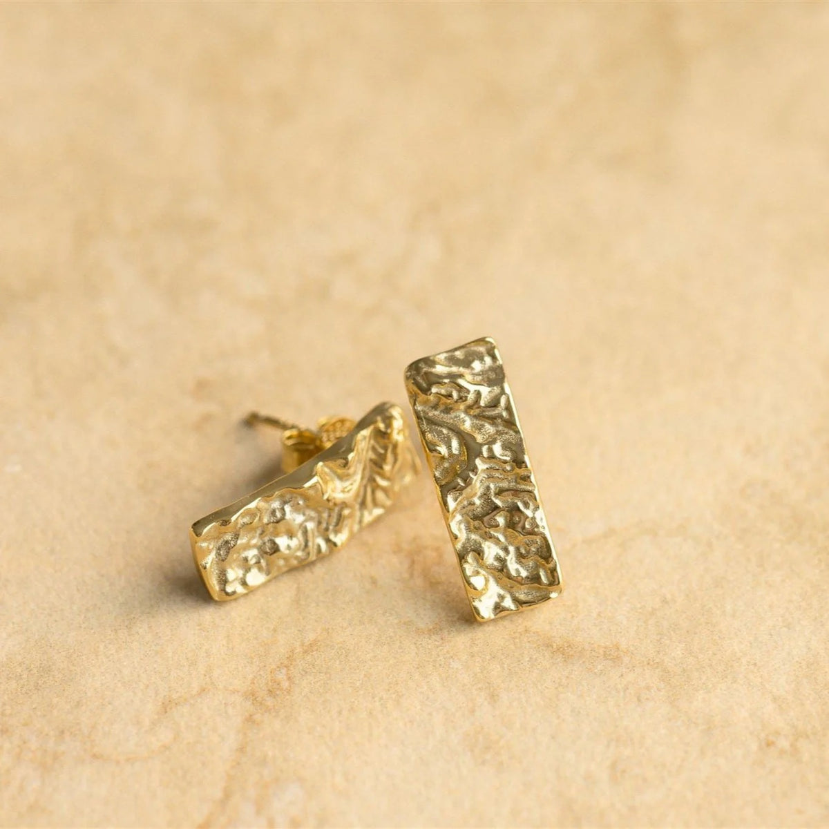 Bella Earrings / Gold