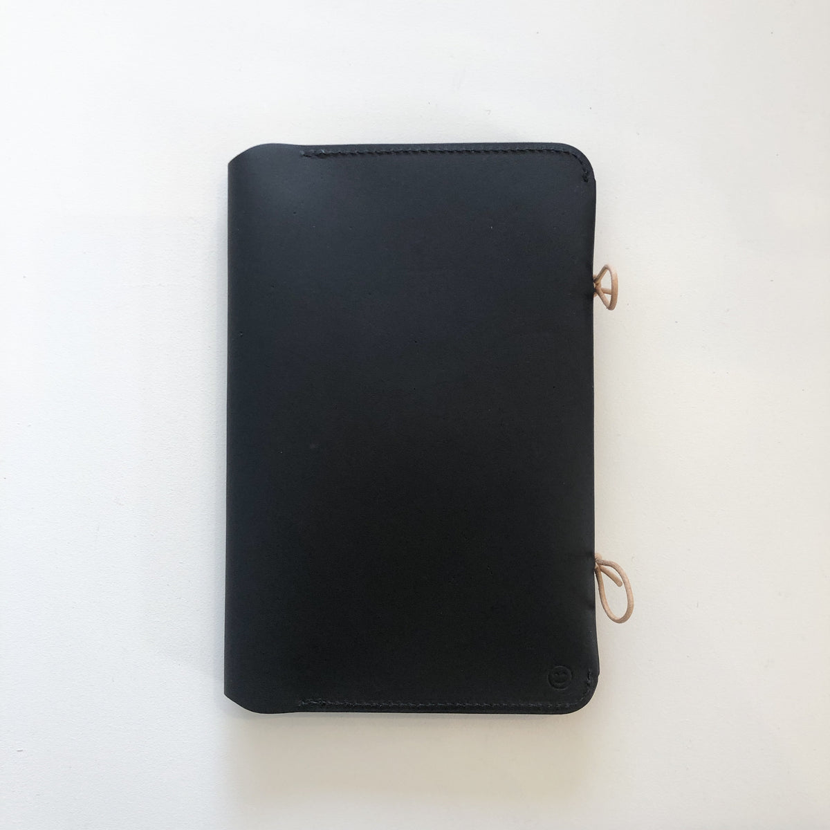 Shoelace Medium Notebook Cover / Black