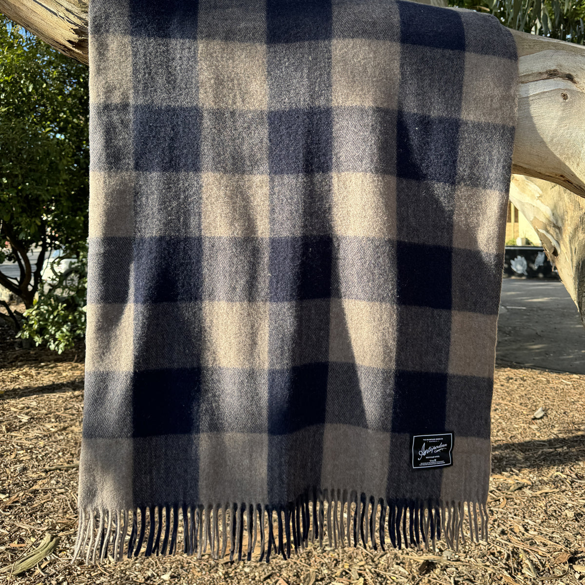 Antipodean Wool Check Blanket / Bellfield