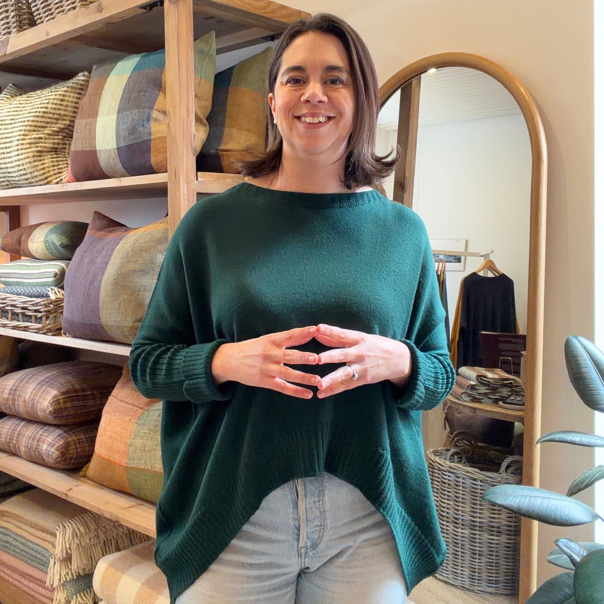 Pure Merino Boxy Crop Knit / Hunter