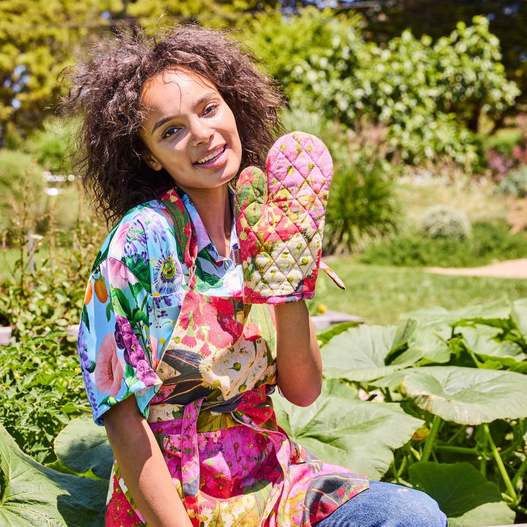 Australian Bush Blossom Oven Mitt