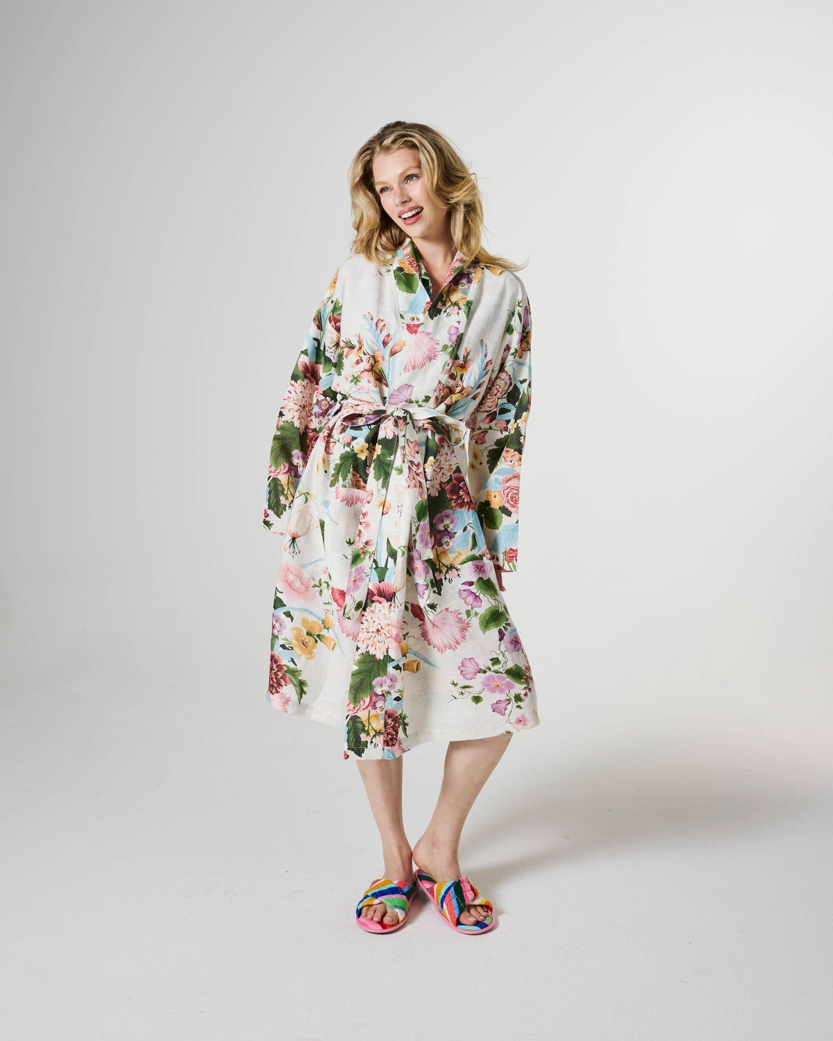 Belle Floral Linen Robe