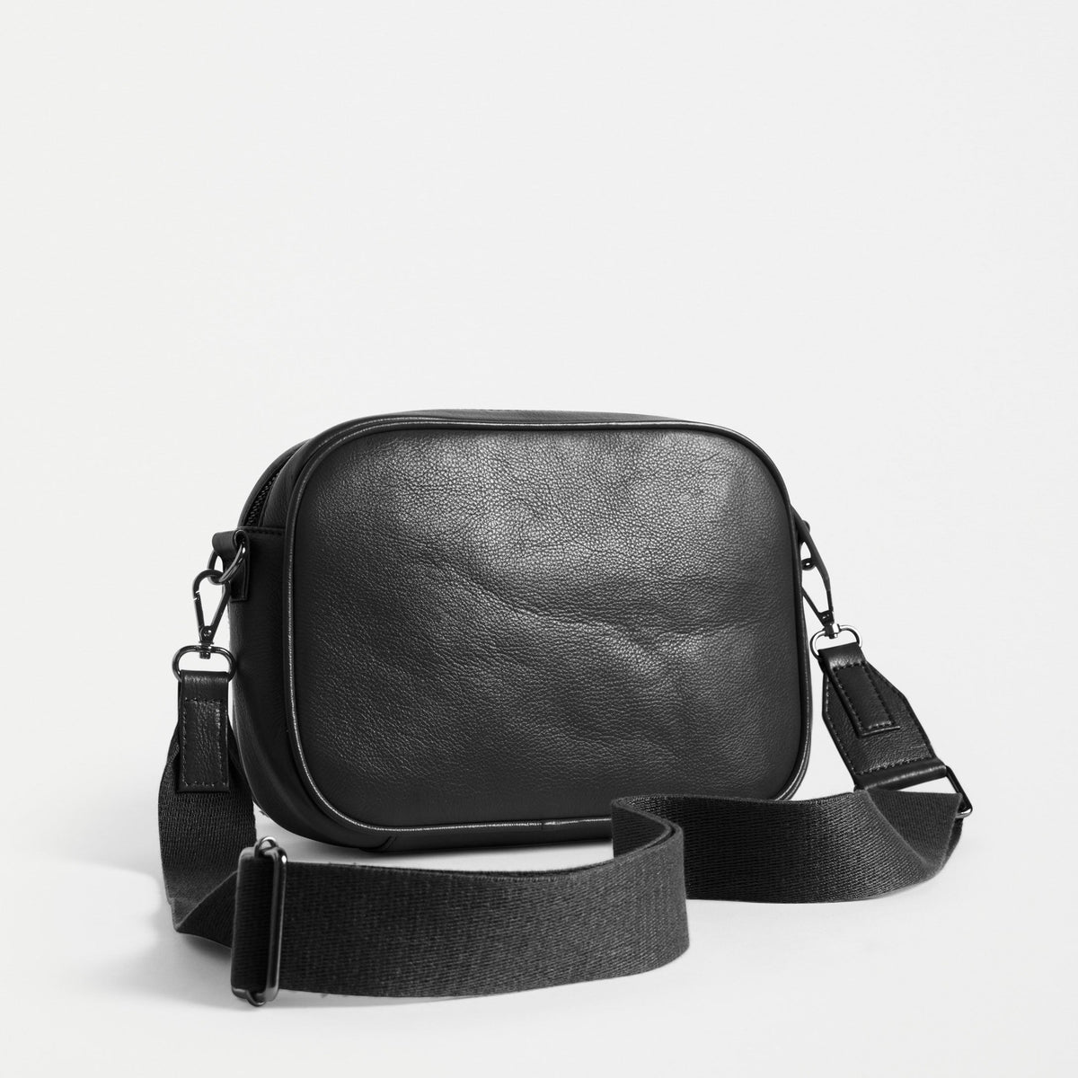 Kassel Leather Crossbody / Black