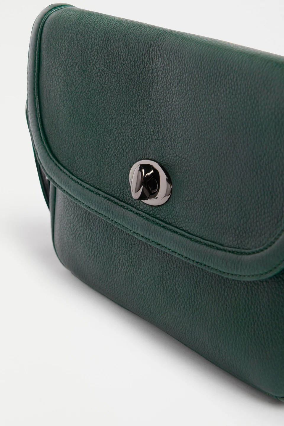Unden Crossbody Bag / Forest Green