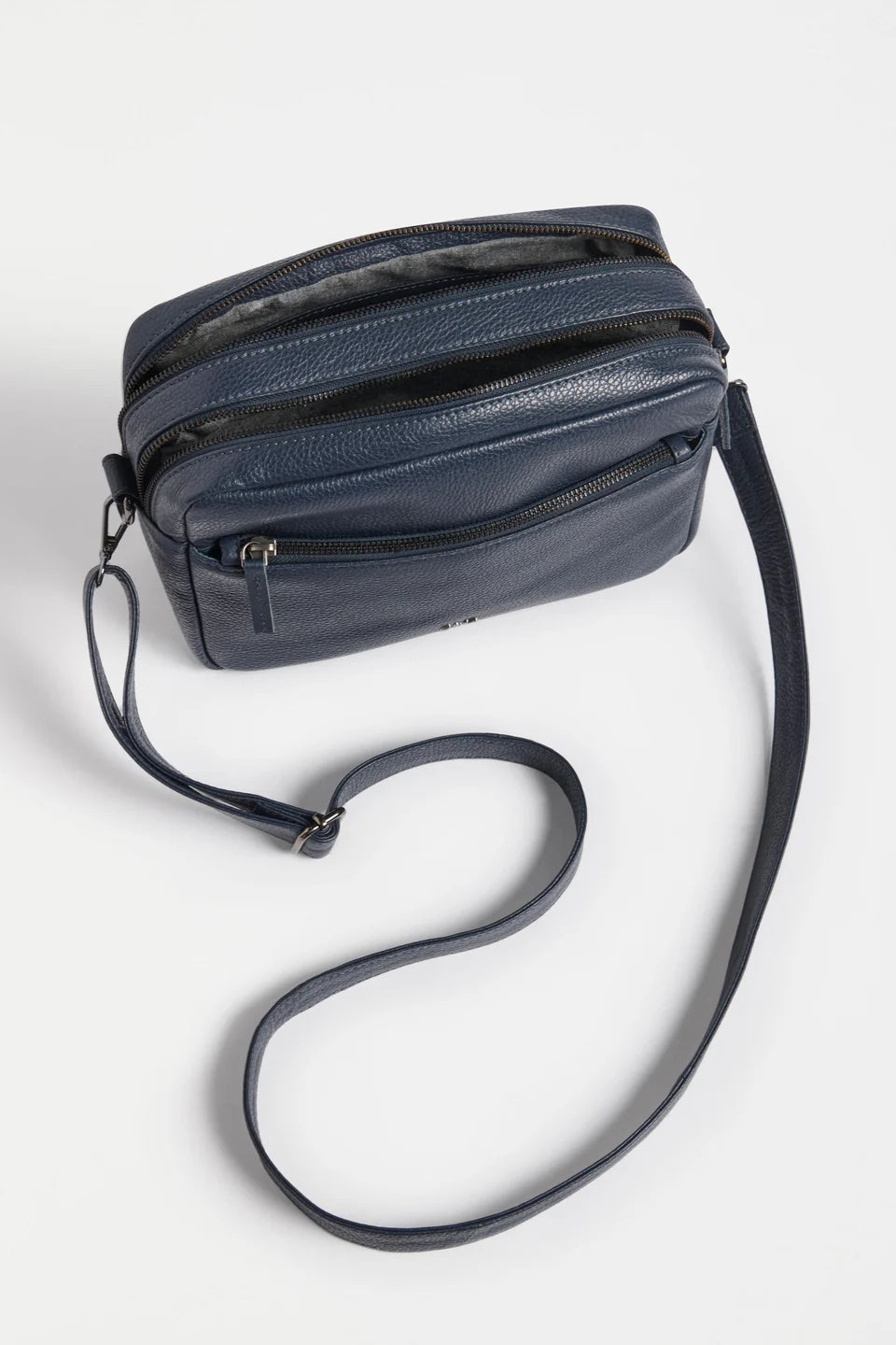 Olvi Crossbody Bag / Navy