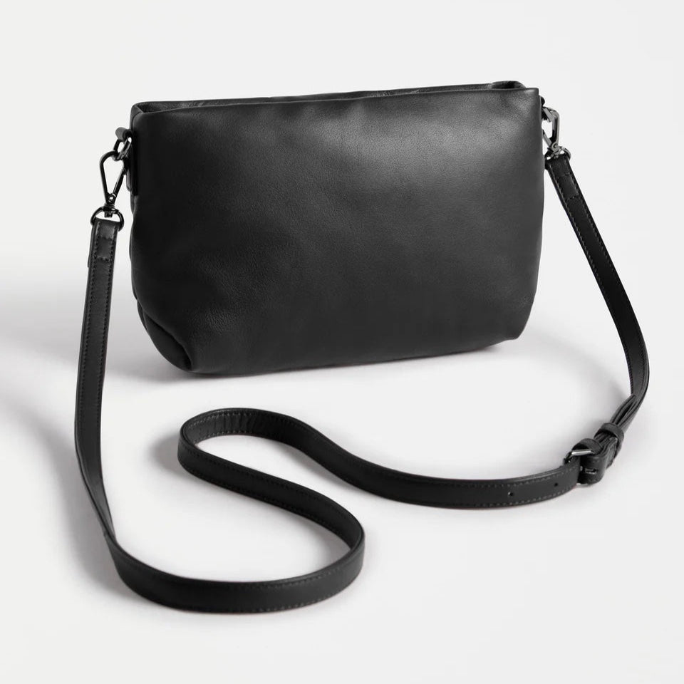 Moln Clutch / Black