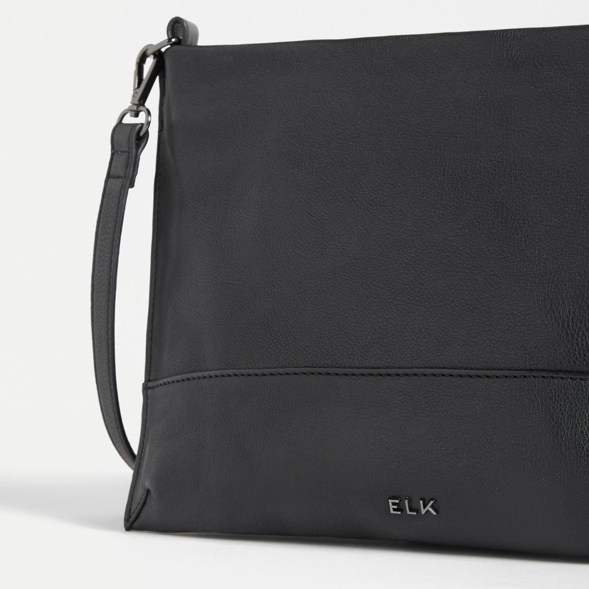 Dionn Crossbody / Black