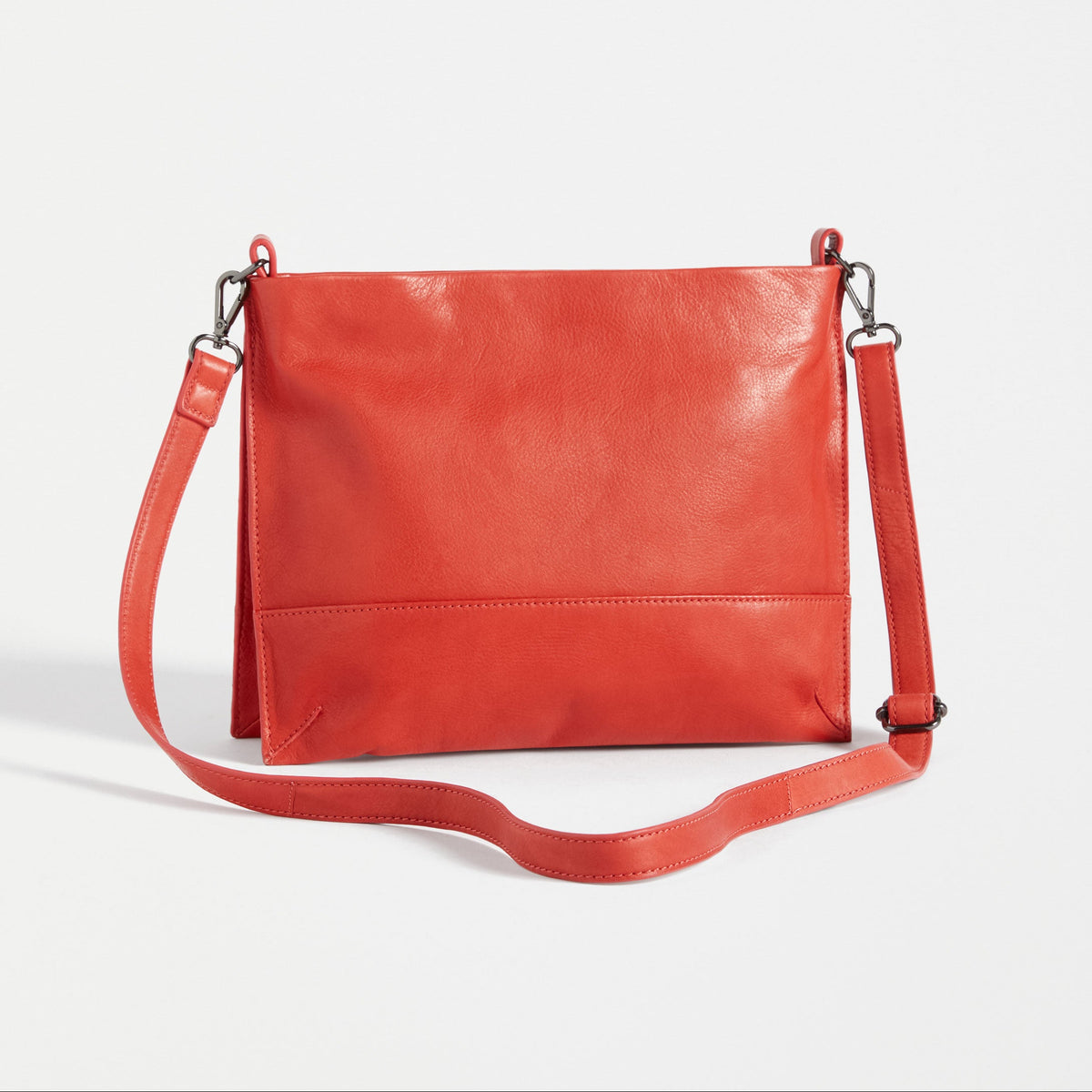 Dionn Crossbody / Sangria