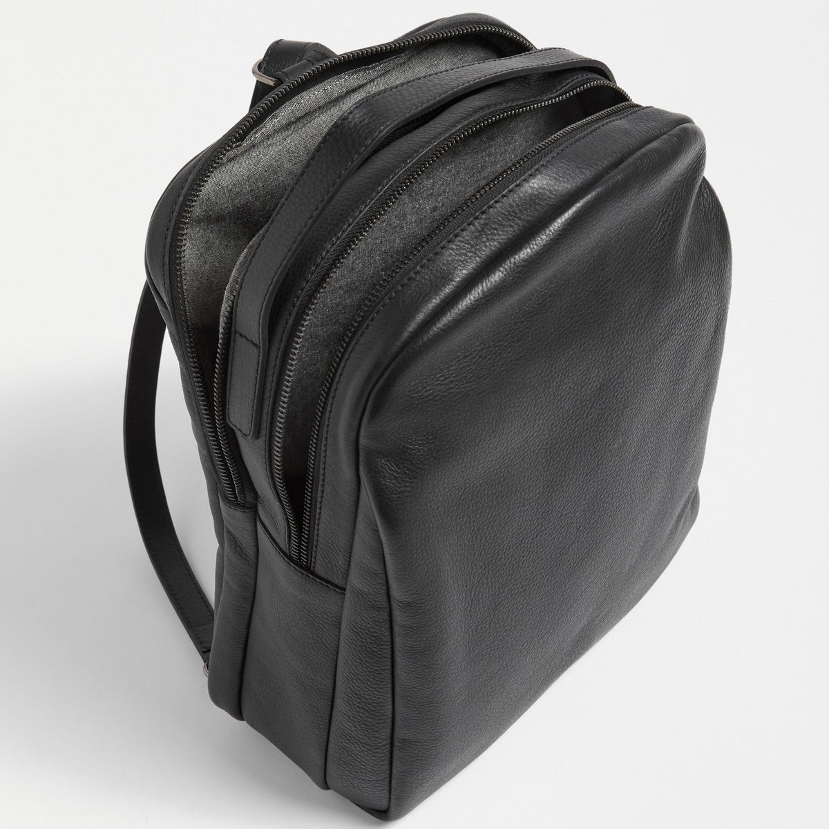 Morlo Backpack / Black