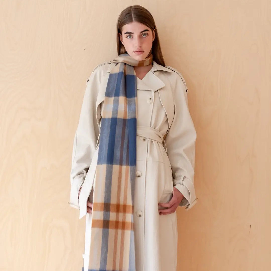 Lambswool Skinny Scarf / Camel Modern Tartan