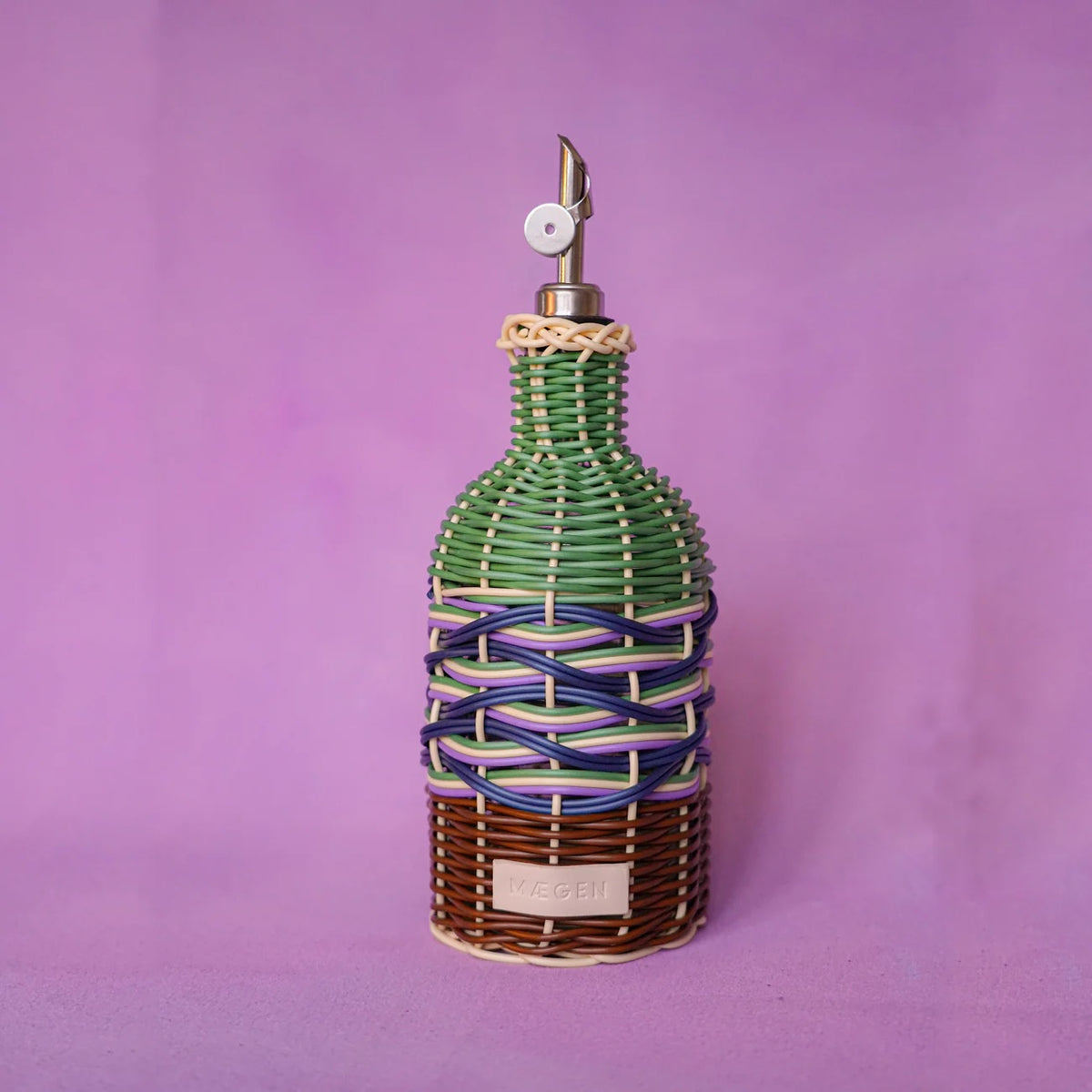 Woven Oil Pourer / Green & Brown