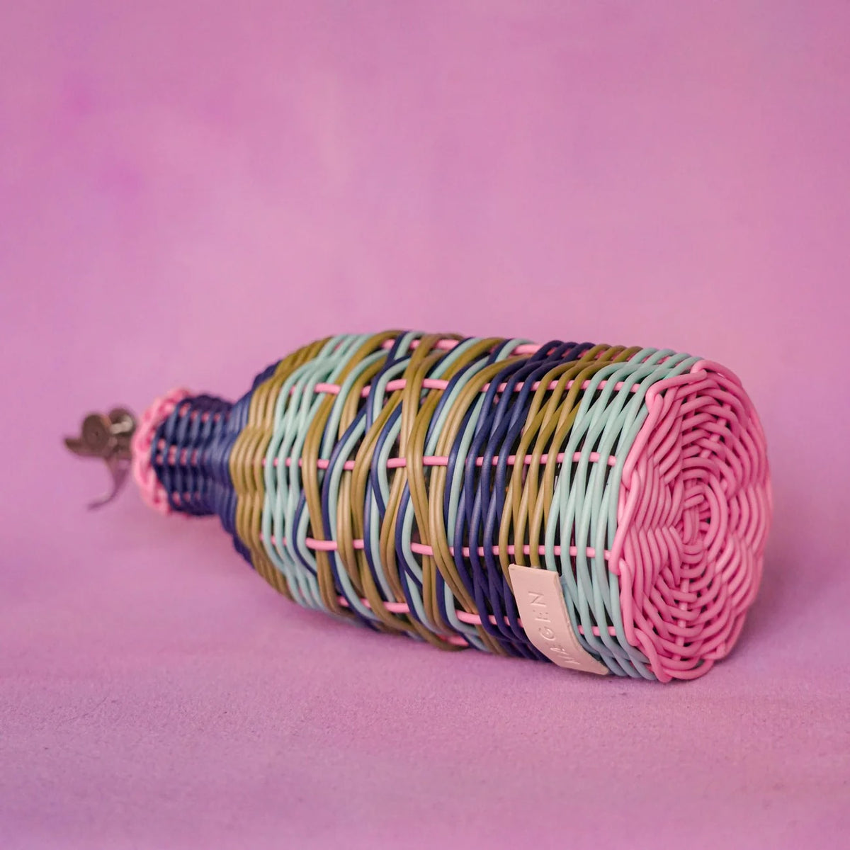 Woven Oil Pourer / Pink & Navy