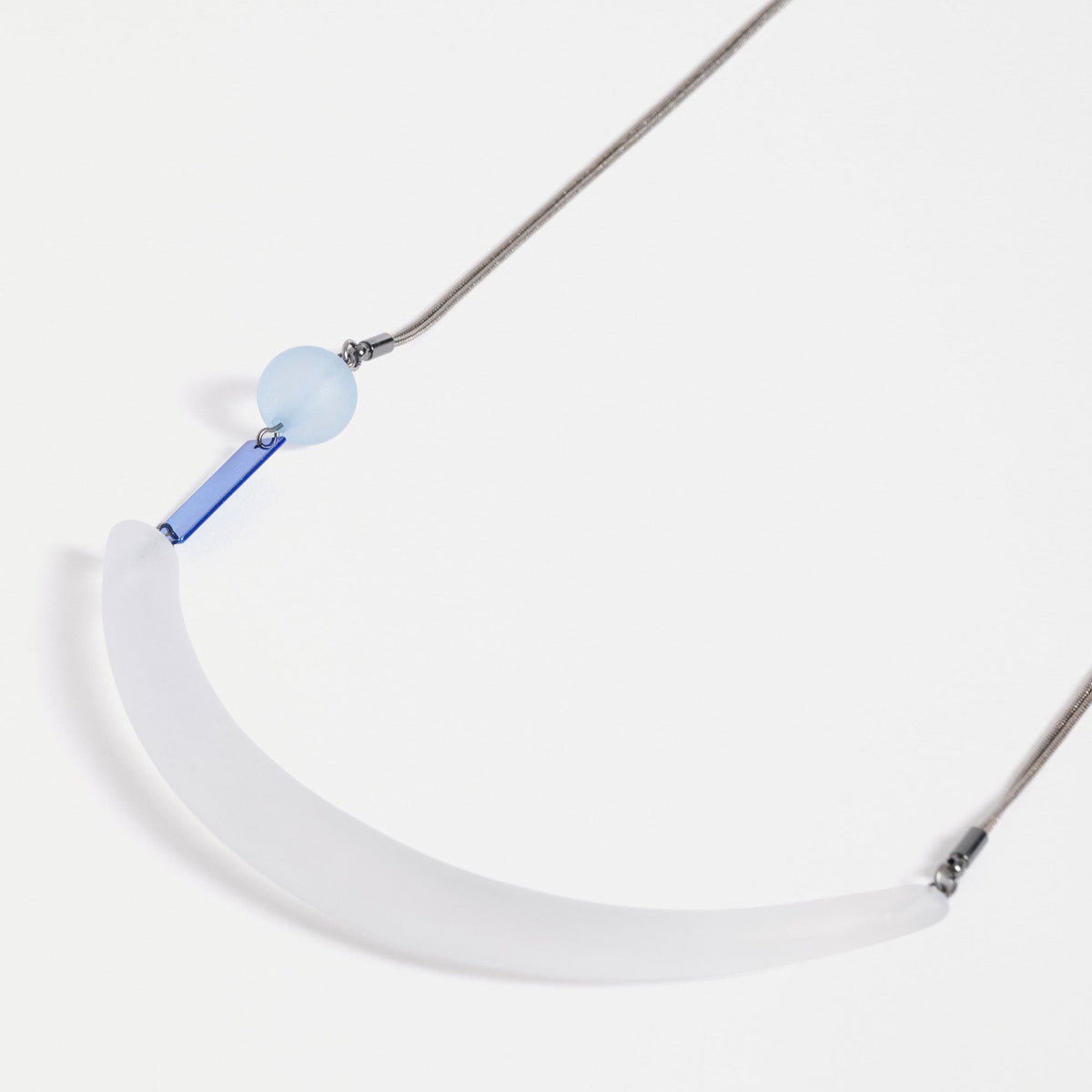 Arens Necklace / Clear