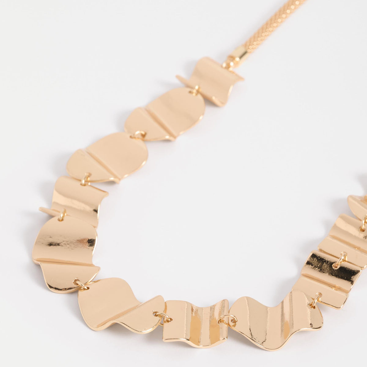 Savven Necklace / Gold
