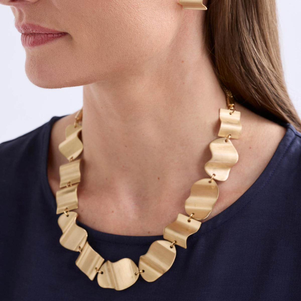 Savven Necklace / Gold