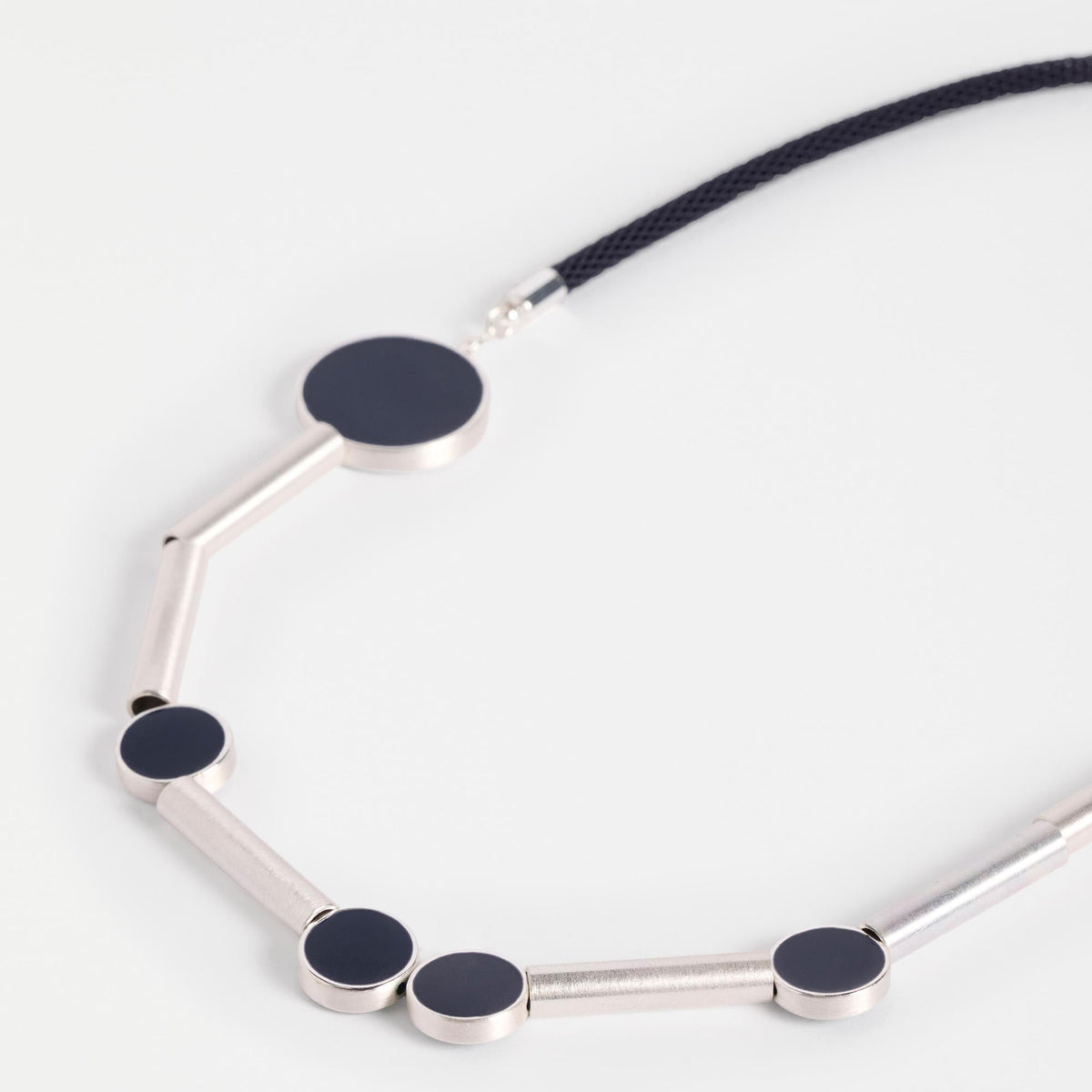 Malj Necklace / Midnight