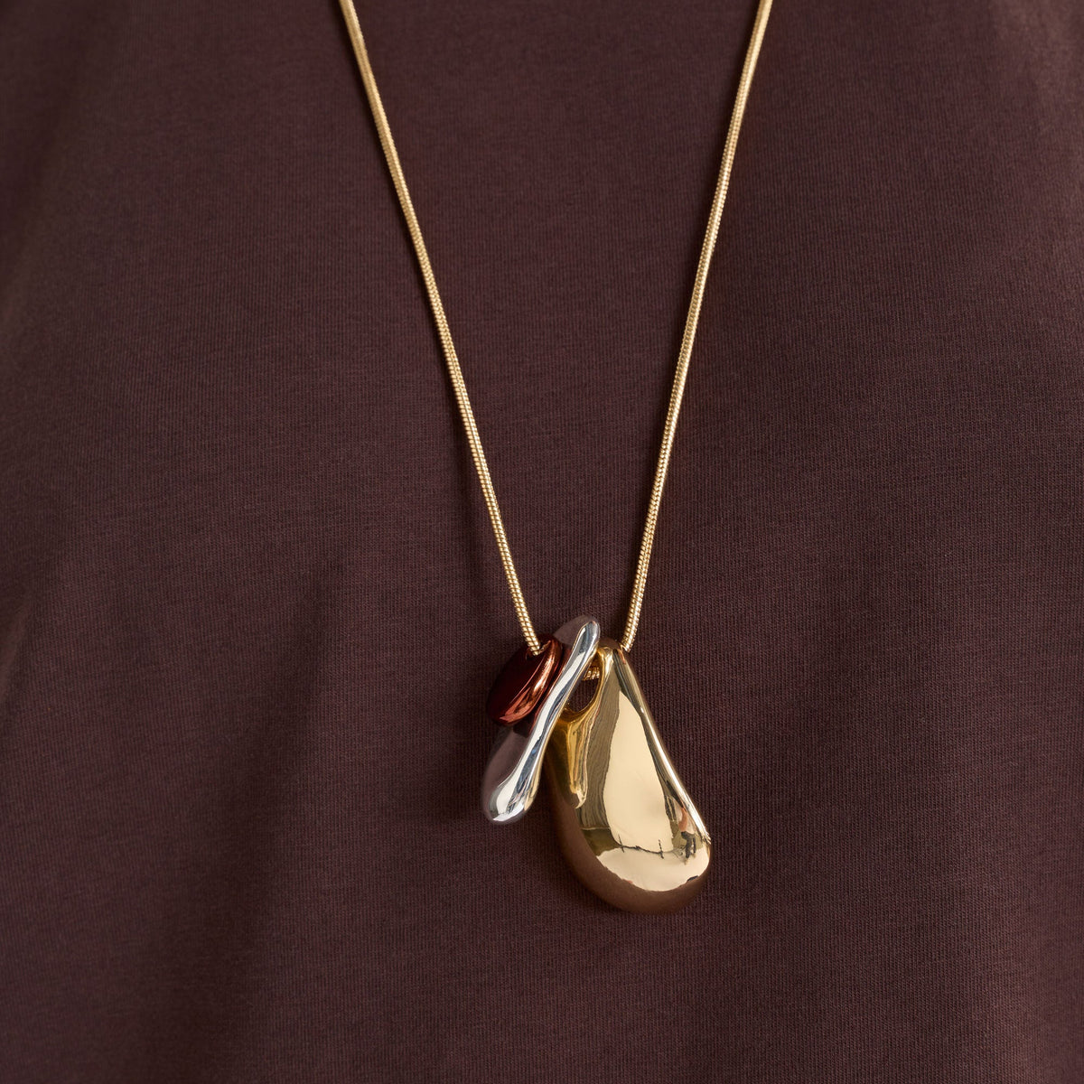 Atur Pendant Necklace / Espresso