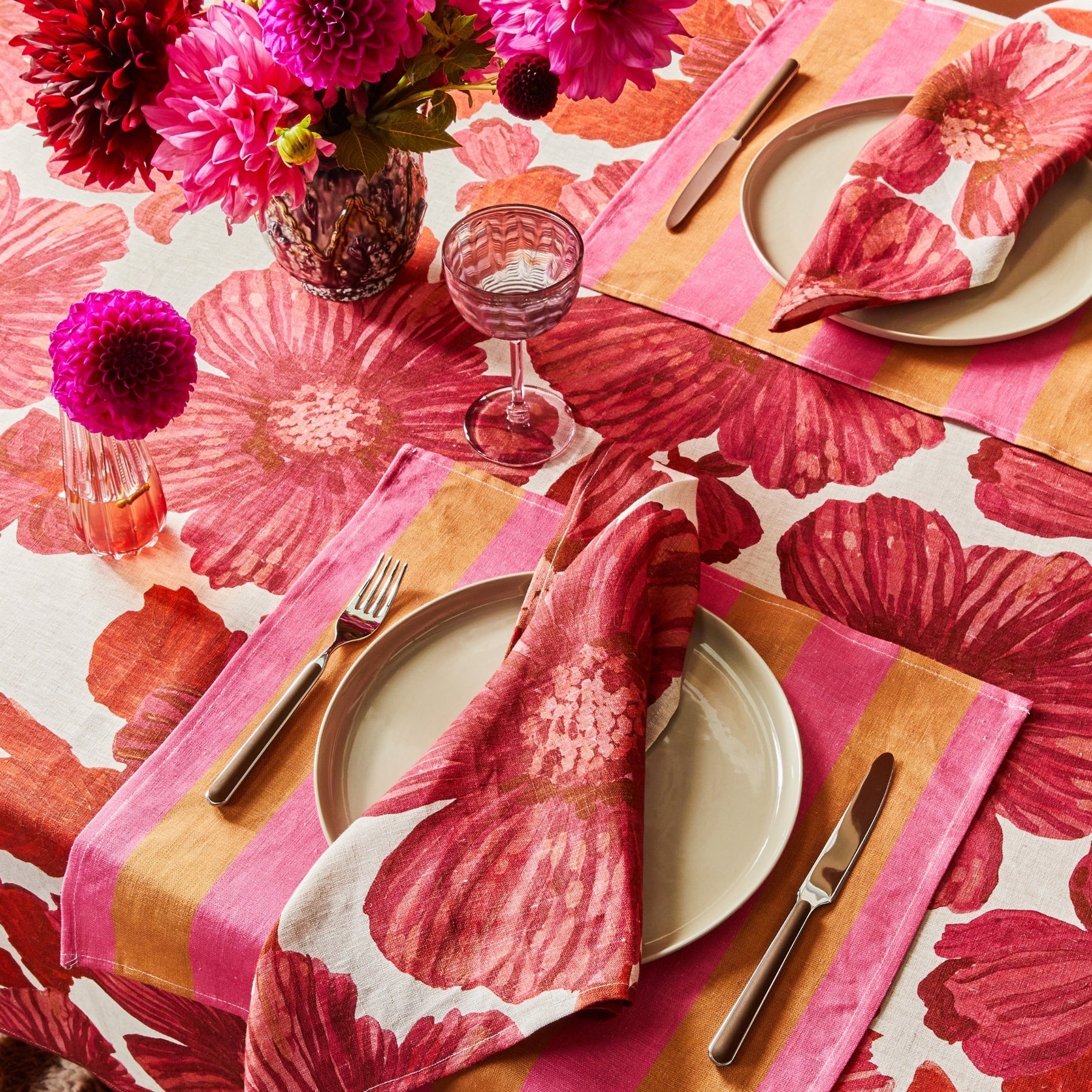 Leon Cerise Tablecloth