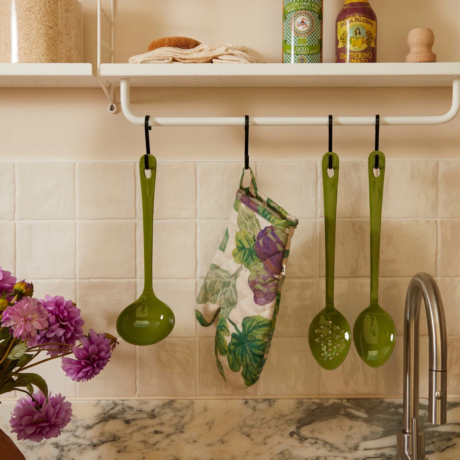 Figgy Green Oven Mitt