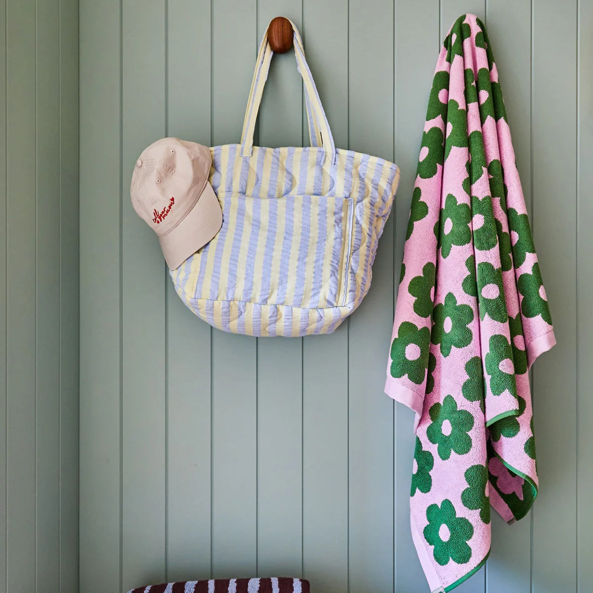 Flowerbed Bath Sheet