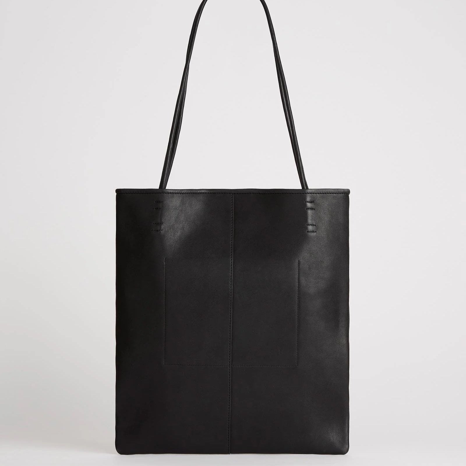 Logan Tote / Black