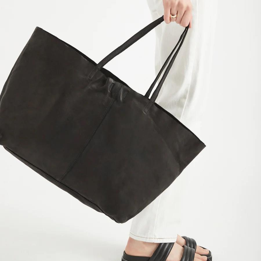 Unlined Tote / Black