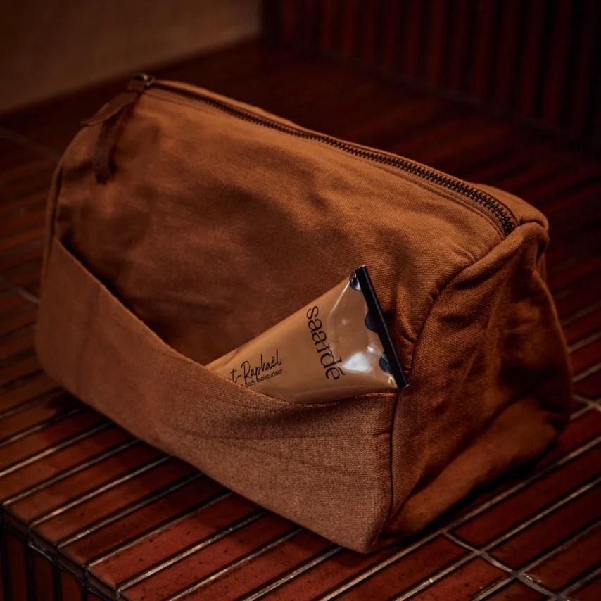 Journey Canvas Toiletry Bag / Terracotta