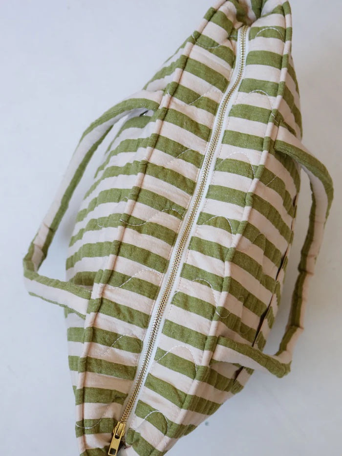 Pistachio Seersucker Quilted Bag