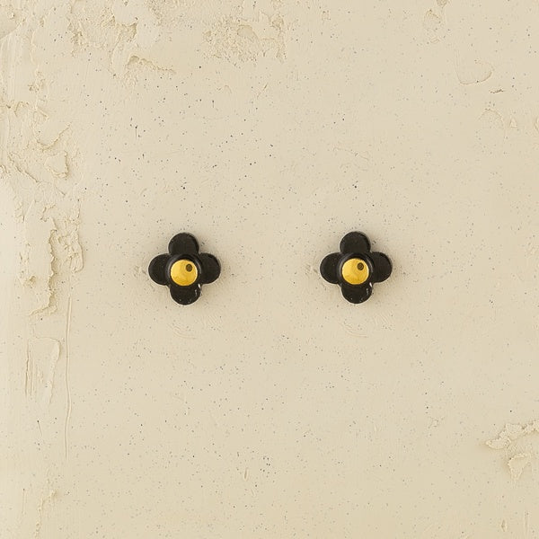 Flower Studs / Black