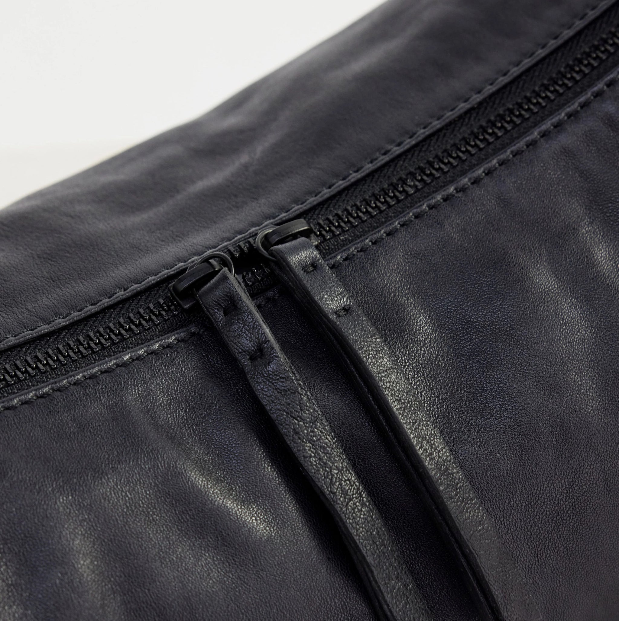 Stevie Sling / Black