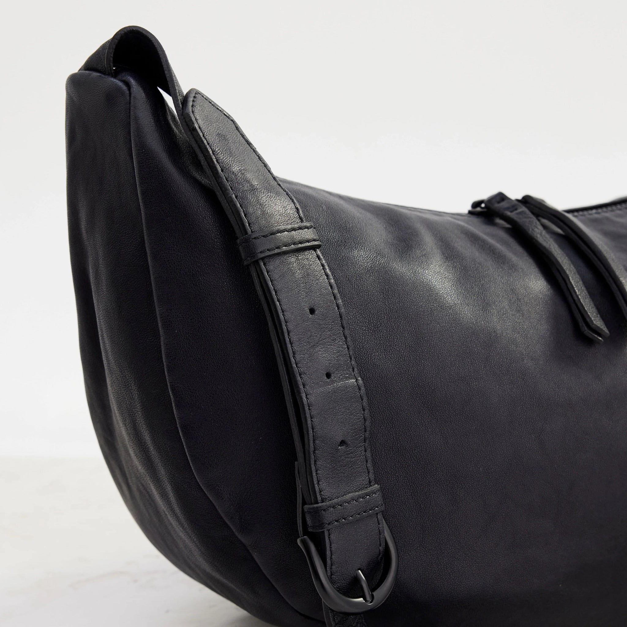 Stevie Sling / Black