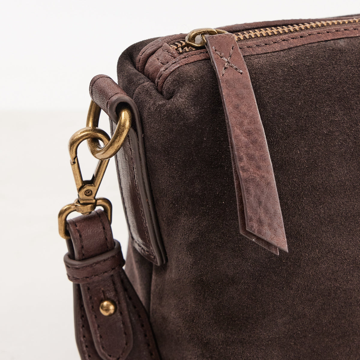 Suede Teddy Bag / Chocolate