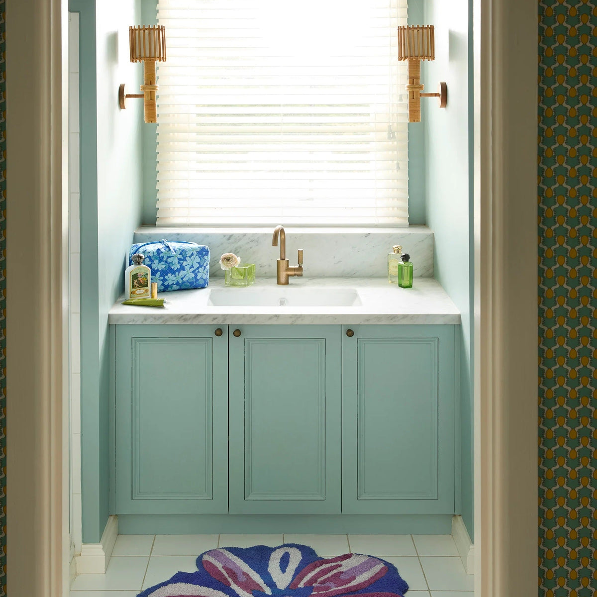 Violet Blue Toiletry Bag / Medium