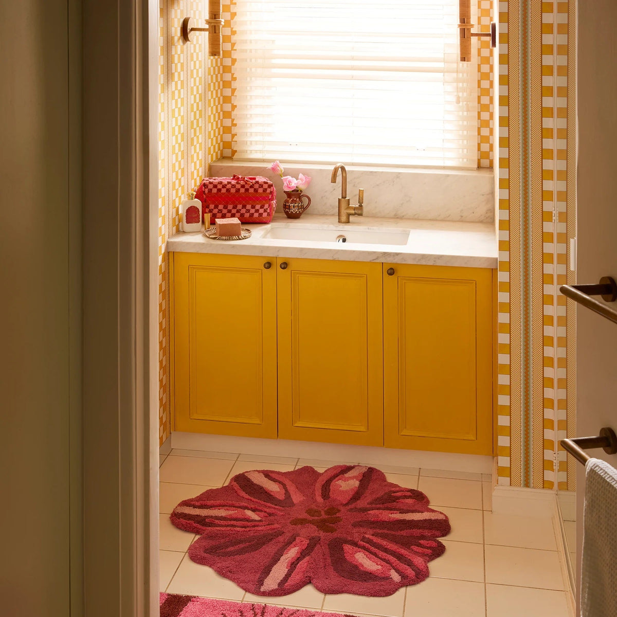 Marco Tile Pink Toiletry Bag / Medium