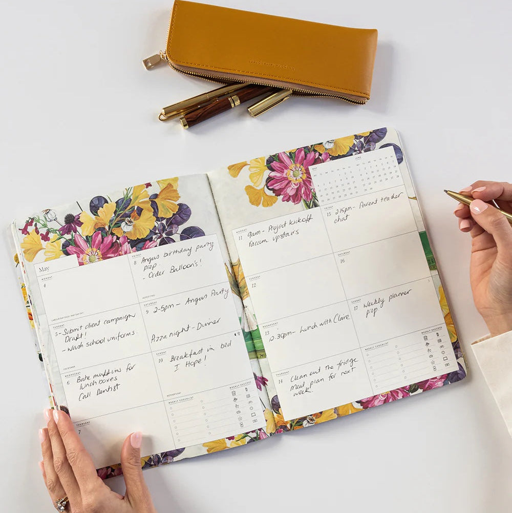 2026 Weekly Calendar Notebook