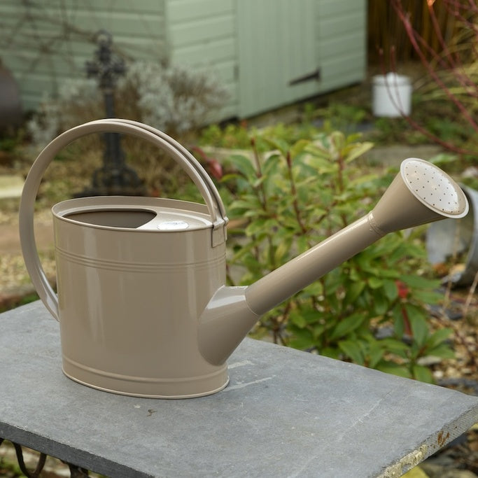 Waterfall 5L Watering Can / Truffle